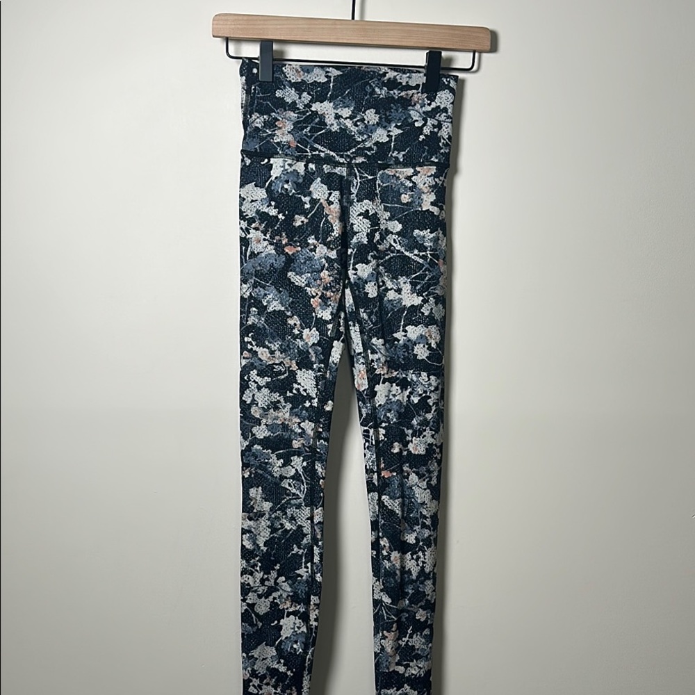Lululemon Wunder Under Floral Print Leggings Size 2